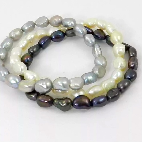 Macy's 3-Pc. Set White Cultured Freshwater Pearl (6-1/2 mm) Stretch Bracelets - Picture 2 of 4